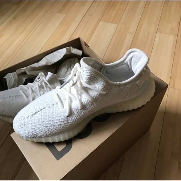 Yeezy 350 v2 “cream white”